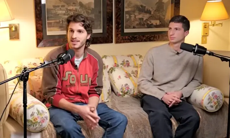 Imran-khan-son-at-humdard-news