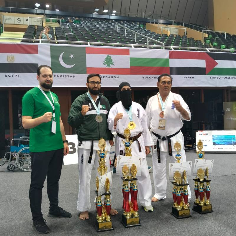 zainab-khan-becomes-first-woman-pakistan-win-kyokushin-world-gold-pakgossip